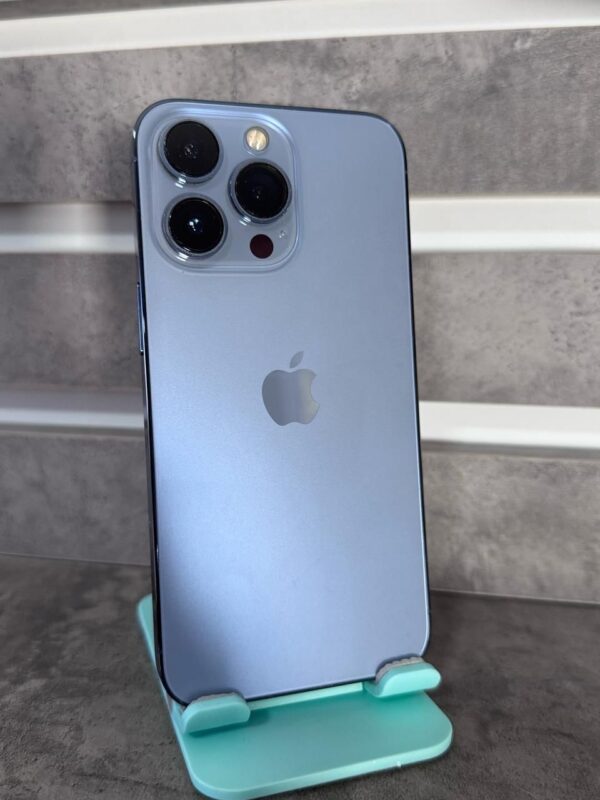 WhatsApp Image 2025-03-06 at 15.06.21 - copia IPhone 13 Pro Celeste 256GB